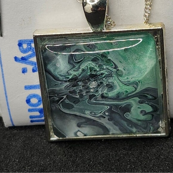 Hand Crafted Necklace Medallion Pendant 1" Square Pendant 925 Silver 20 " Chain - Picture 4 of 12